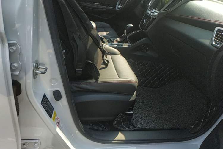 Used CHANGAN CS75 2017 Shangkui Edition 1.5T Automatic Fengxiang Model Right Front Seat