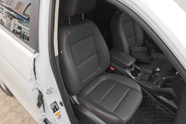 Used CHANGAN CS75 2017 Shangku Edition 1.5T Manual ZhiXiang Model Right Front Seat