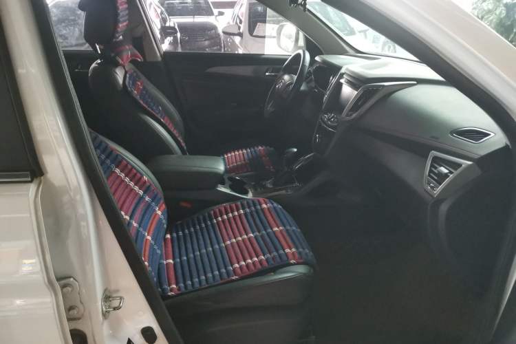 Used CHANGAN CS75 2017 Shangkui Edition 1.5T Automatic Fengxiang Model Right Front Seat