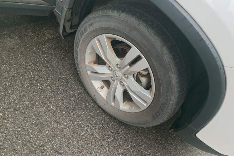 Used CHANGAN CS75 2017 Shangkui Edition 1.5T Automatic Fengyue Model Right Front Wheel Hub