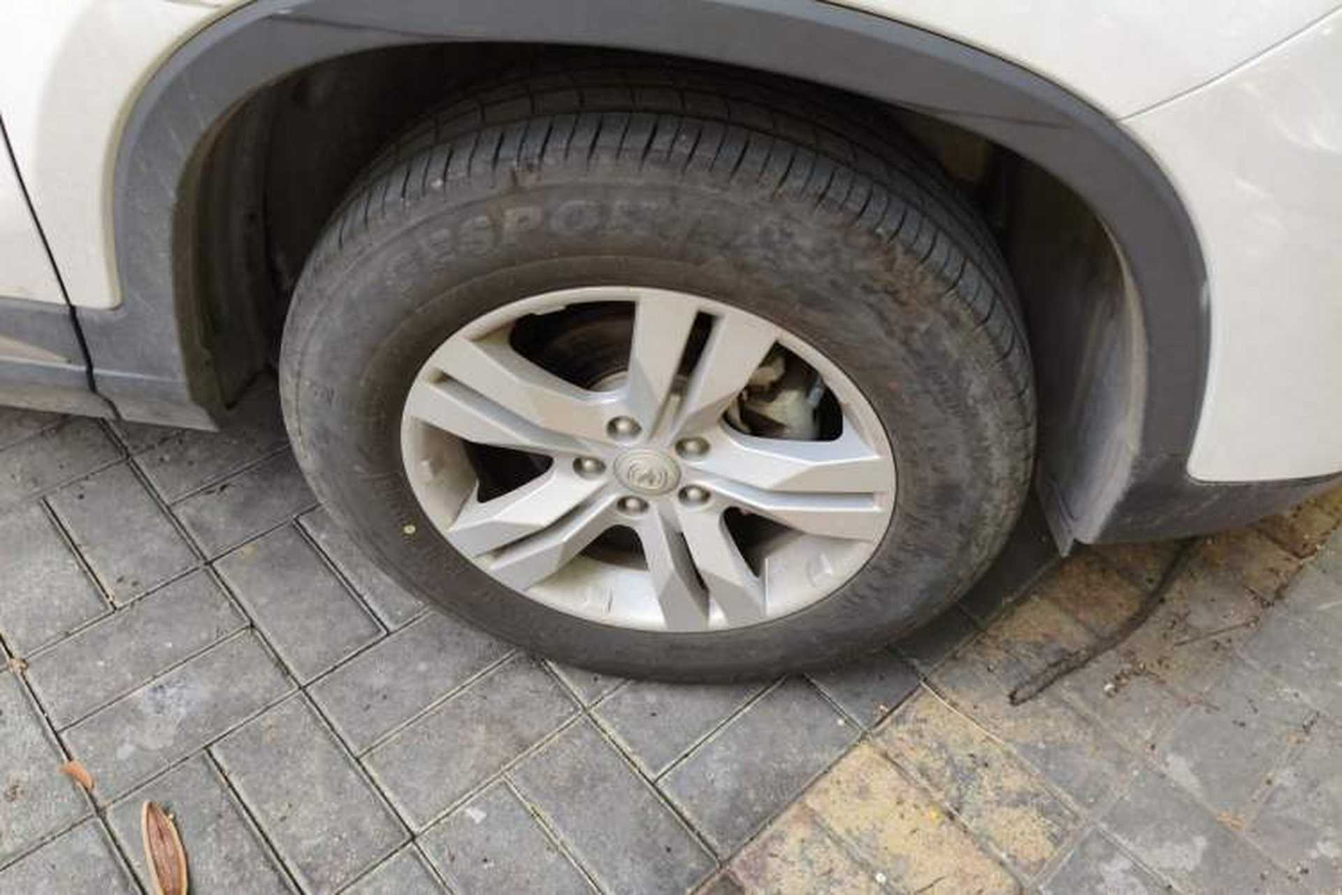Used CHANGAN CS75 2017 Shangkui Edition 1.5T Automatic Fengxiang Model Right Front Wheel Hub