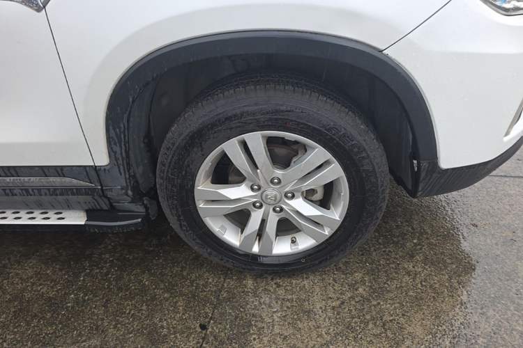 Used CHANGAN CS75 2017 Shangkui Edition 1.5T Manual Fengxiang Model Right Front Wheel Hub