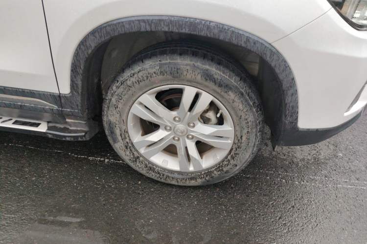 Used CHANGAN CS75 2017 Shangkui Edition 1.5T Manual Luxury Model Right Front Wheel Hub