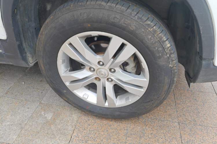 Used CHANGAN CS75 2017 Shangku Edition 1.5T Manual ZhiXiang Model Right Front Wheel Hub