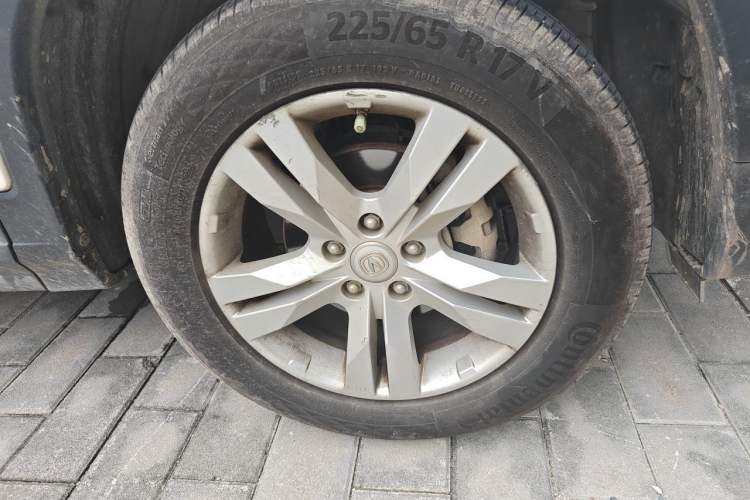 Used CHANGAN CS75 2017 Shangkui Edition 1.5T Automatic Fengyue Model Right Front Wheel Hub