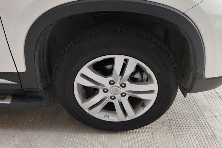 Used CHANGAN CS75 2017 Shangkui Edition 1.5T Automatic Fengyue Model Right Front Wheel Hub
