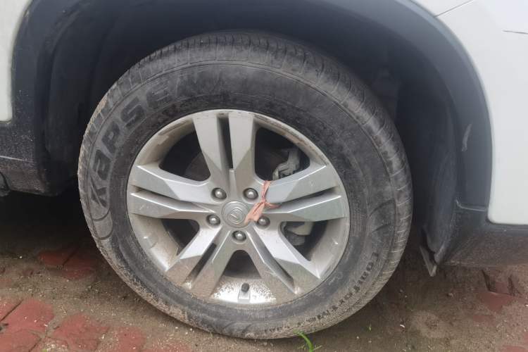 Used CHANGAN CS75 2017 Shangkui Edition 1.5T Automatic Fengxiang Model Right Front Wheel Hub