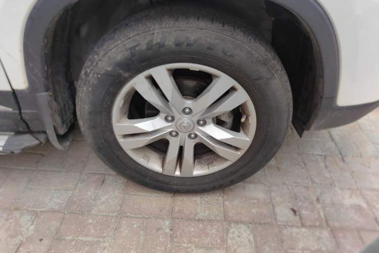 Used CHANGAN CS75 2017 Shangku Edition 1.5T Manual ZhiXiang Model Right Front Wheel Hub