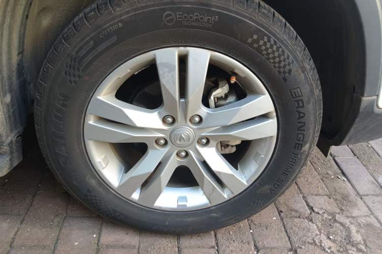 Used CHANGAN CS75 2017 Shangku Edition 1.5T Manual ZhiXiang Model Right Front Wheel Hub