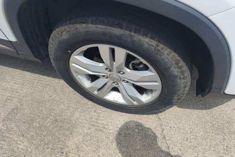 Used CHANGAN CS75 2017 Shangkui Edition 1.5T Automatic Sharp Model Right Front Wheel Hub
