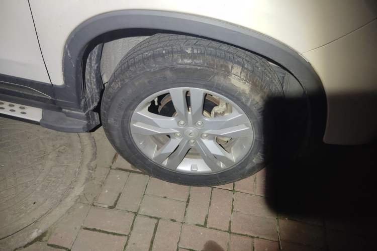 Used CHANGAN CS75 2017 Shangkui Edition 1.5T Manual Fengxiang Model Right Front Wheel Hub