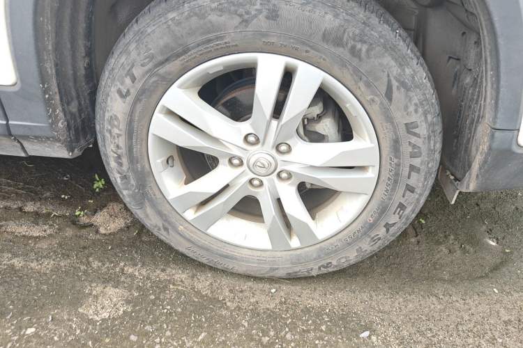 Used CHANGAN CS75 2017 Shangkui Edition 1.5T Automatic Fengxiang Model Right Front Wheel Hub