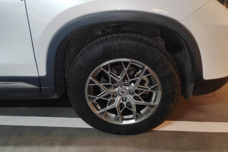 Used CHANGAN CS75 2017 Shangkui Edition 1.8T Automatic All-Wheel-Drive Luxury Model Right Front Wheel Hub