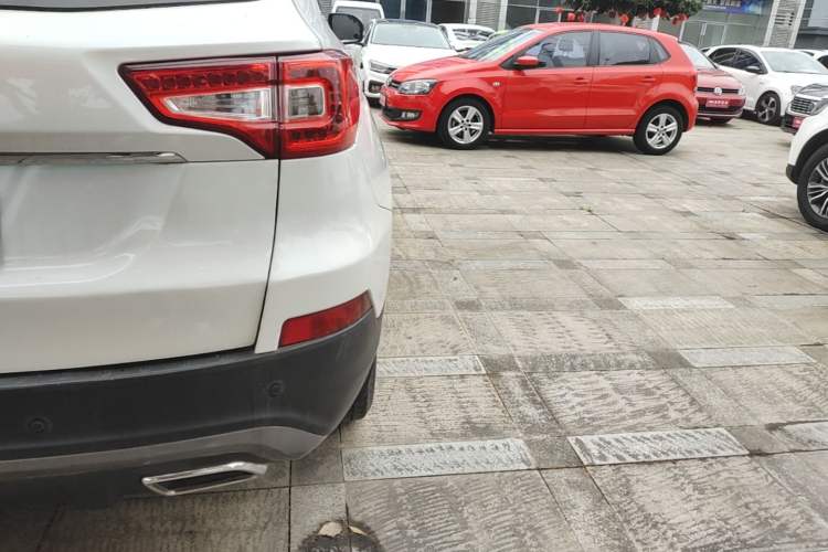 Used CHANGAN CS75 2017 Shangkui Edition 1.5T Automatic Fengyue Model Right Rear Taillight