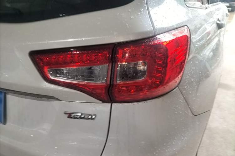 Used CHANGAN CS75 2017 Shangkui Edition 1.5T Manual Fengxiang Model Right Rear Taillight