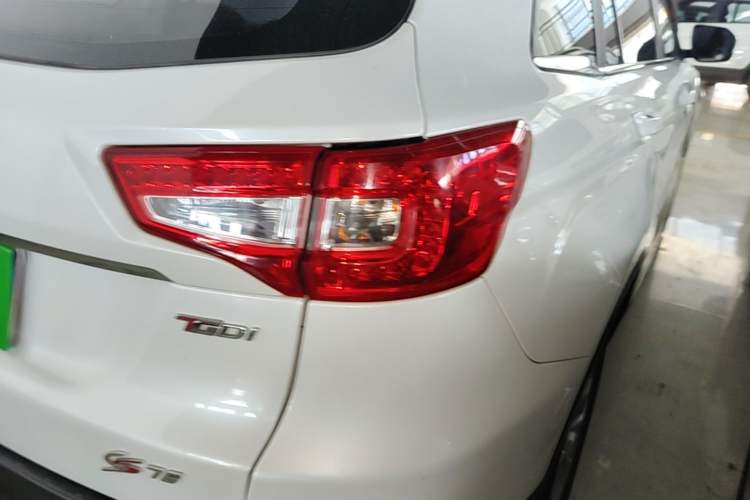 Used CHANGAN CS75 2017 Shangkui Edition 1.5T Manual Fengxiang Model Right Rear Taillight