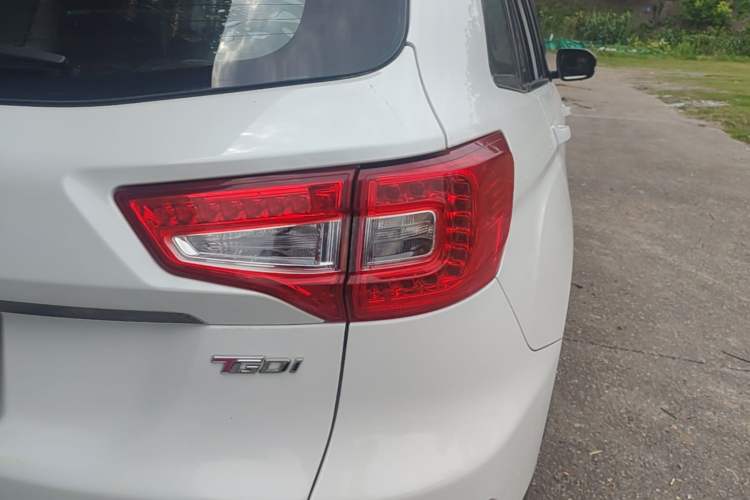 Used CHANGAN CS75 2017 Shangkui Edition 1.5T Automatic Fengyu Model Right Rear Taillight