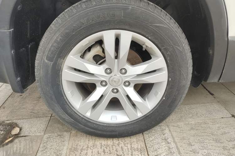 Used CHANGAN CS75 2017 Shangkui Edition 1.5T Automatic Fengyue Model Right Rear Wheel Hub