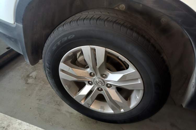 Used CHANGAN CS75 2017 Shangkui Edition 1.8T Automatic All-Wheel-Drive Luxury Model Right Rear Wheel Hub