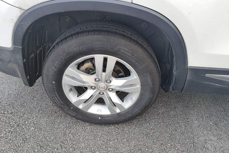 Used CHANGAN CS75 2017 Shangkui Edition 1.5T Manual Fengxiang Model Right Rear Wheel Hub