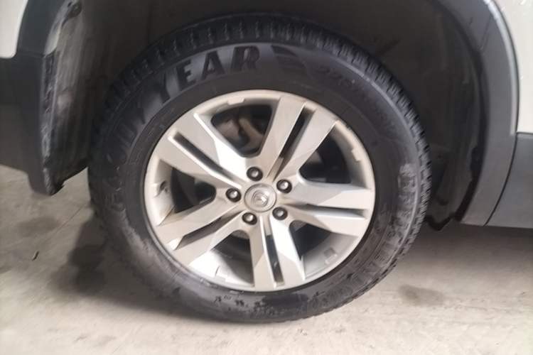 Used CHANGAN CS75 2017 Shangkui Edition 1.5T Manual Fengxiang Model Right Rear Wheel Hub