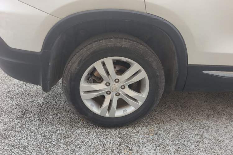 Used CHANGAN CS75 2017 Shangkui Edition 1.5T Automatic Fengxiang Model Right Rear Wheel Hub