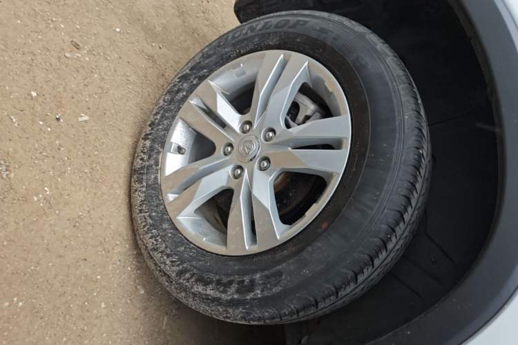 Used CHANGAN CS75 2017 Shangkui Edition 1.5T Automatic Fengyue Model Right Rear Wheel Hub