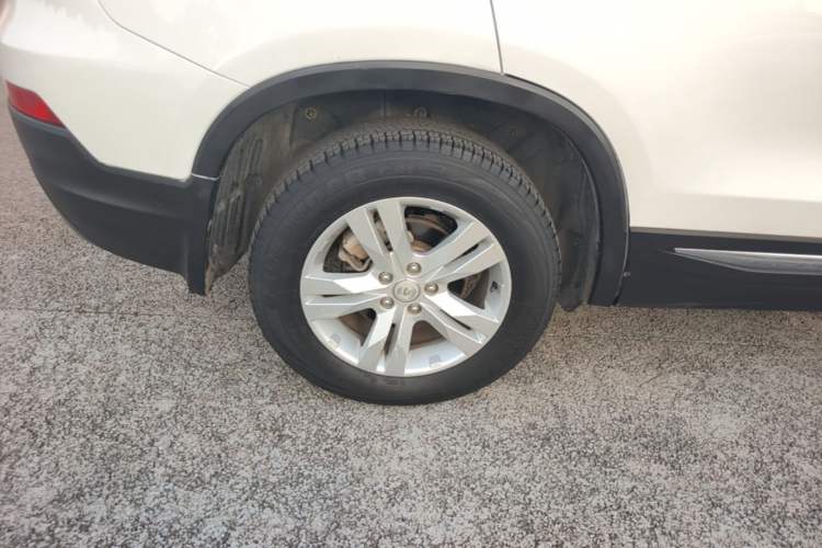 Used CHANGAN CS75 2017 Shangku Edition 1.5T Manual ZhiXiang Model Right Rear Wheel Hub