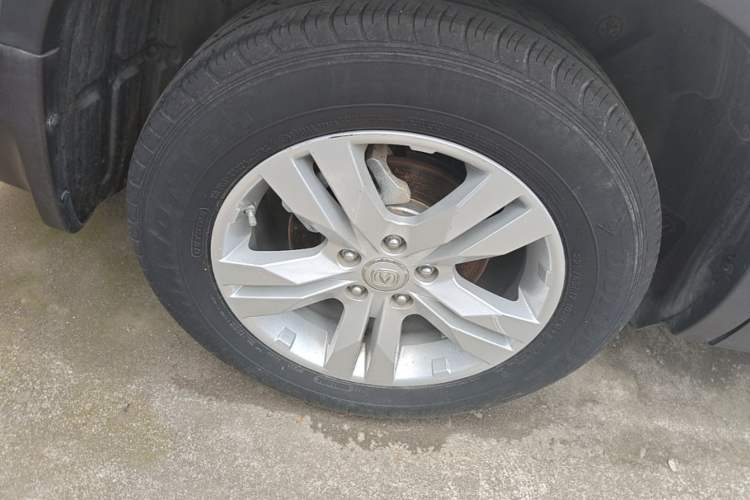 Used CHANGAN CS75 2017 Shangkui Edition 1.5T Automatic Fengyue Model Right Rear Wheel Hub