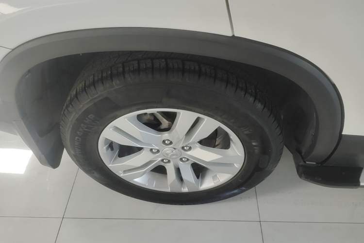 Used CHANGAN CS75 2017 Shangkui Edition 1.5T Automatic Fengxiang Model Right Rear Wheel Hub