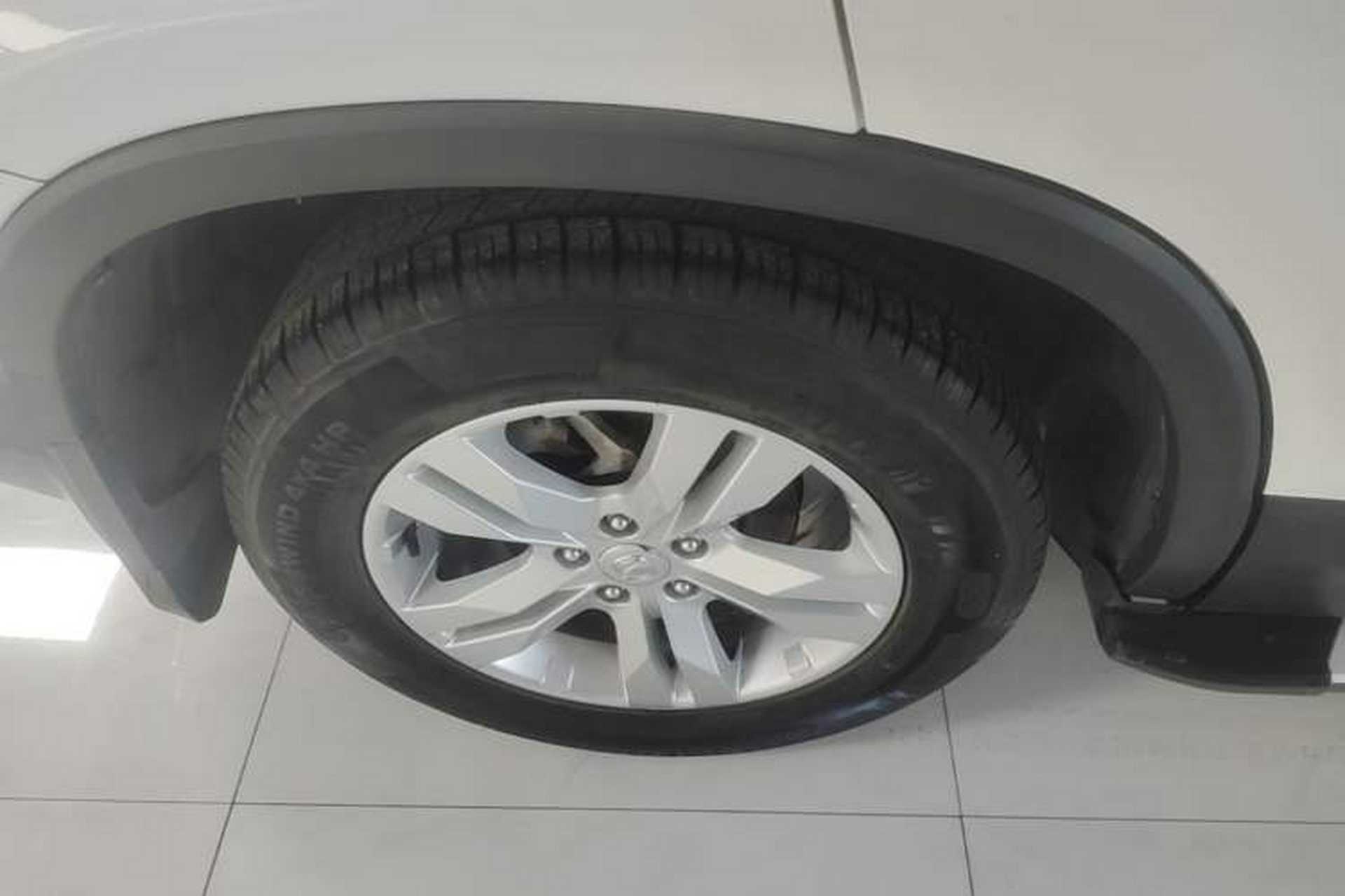 Used CHANGAN CS75 2017 Shangkui Edition 1.5T Automatic Fengxiang Model Right Rear Wheel Hub