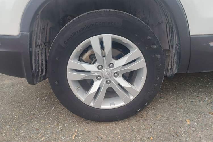 Used CHANGAN CS75 2017 Shangkui Edition 1.5T Automatic Fengyu Model Right Rear Wheel Hub