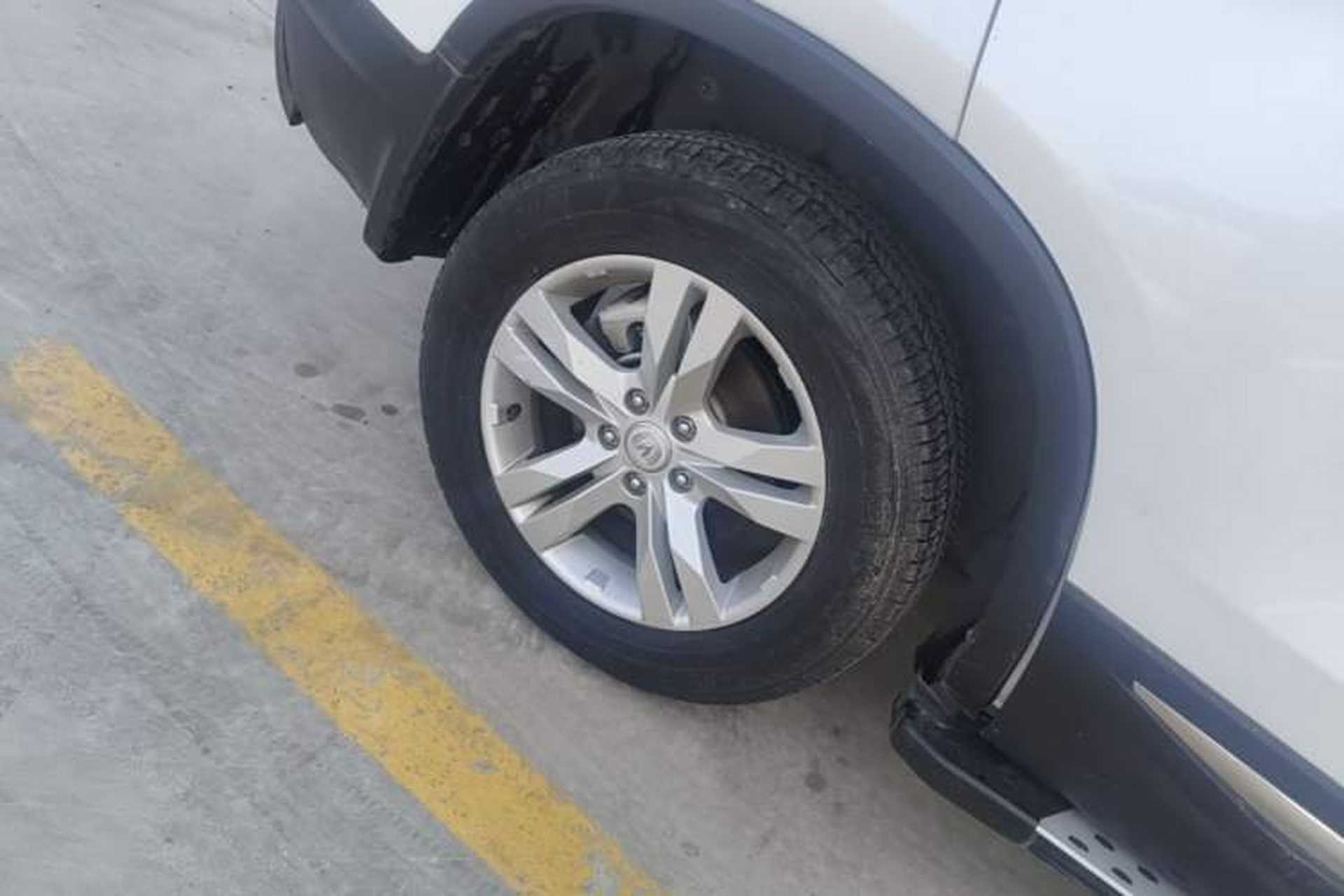 Used CHANGAN CS75 2017 Shangkui Edition 1.5T Automatic Fengxiang Model Right Rear Wheel Hub