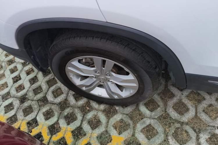 Used CHANGAN CS75 2017 Shangkui Edition 1.5T Manual Fengxiang Model Right Rear Wheel Hub