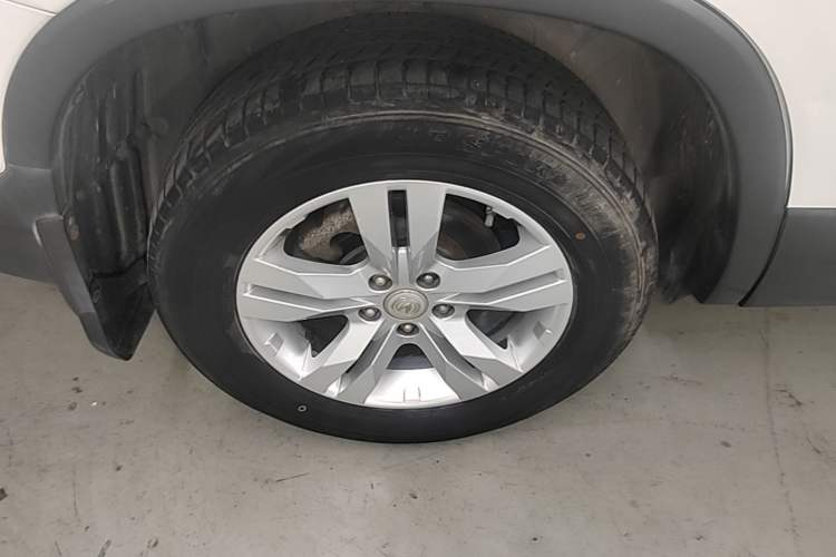 Used CHANGAN CS75 2017 Shangkui Edition 1.5T Automatic Fengxiang Model Right Rear Wheel Hub