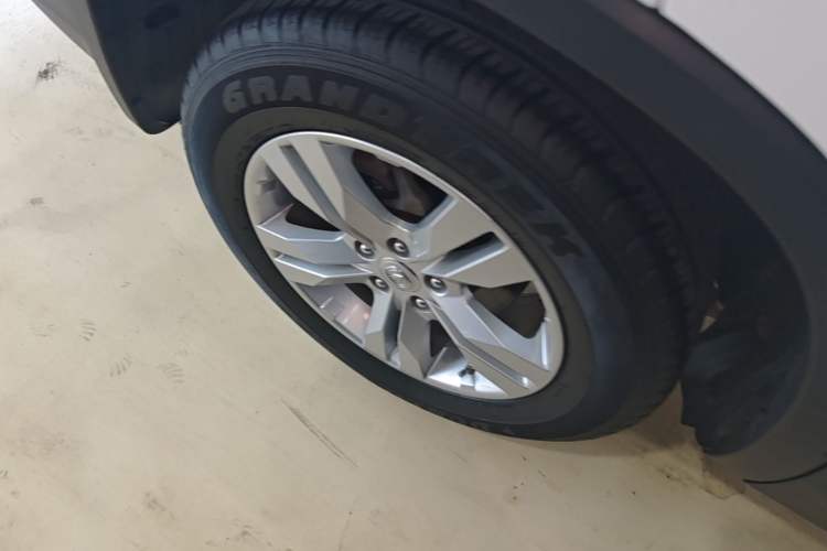 Used CHANGAN CS75 2017 Shangkui Edition 1.5T Manual Fengxiang Model Right Rear Wheel Hub