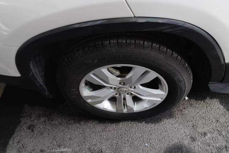 Used CHANGAN CS75 2017 Shangkui Edition 1.5T Automatic Fengxiang Model Right Rear Wheel Hub