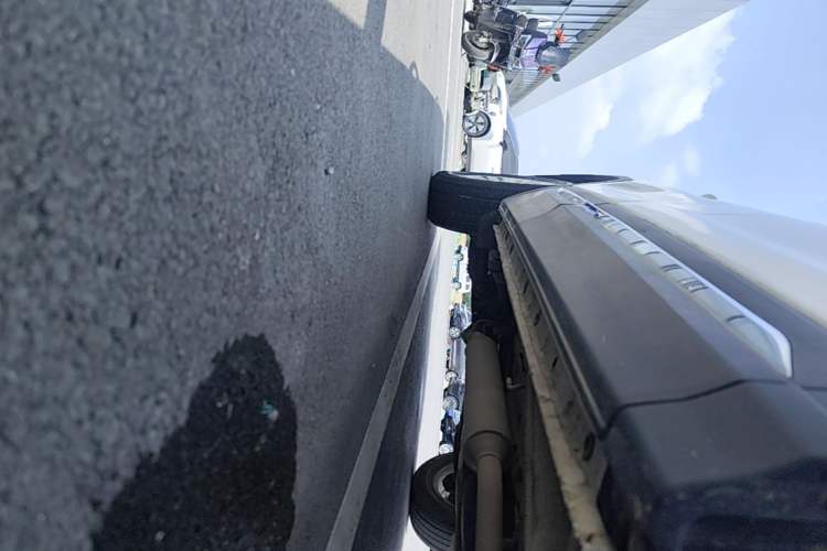 Used CHANGAN CS75 2017 Shangkui Edition 1.5T Automatic Fengxiang Model Right Side Sill