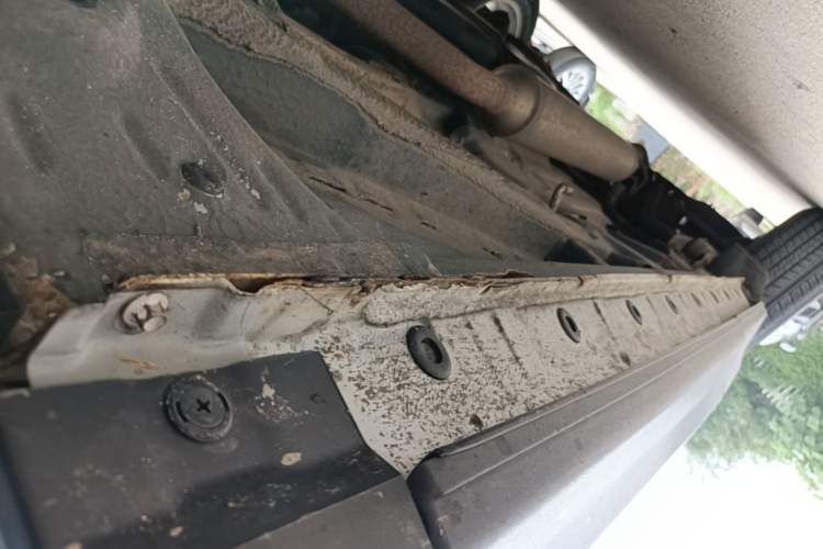 Used CHANGAN CS75 2017 Shangku Edition 1.5T Manual ZhiXiang Model Right Side Sill