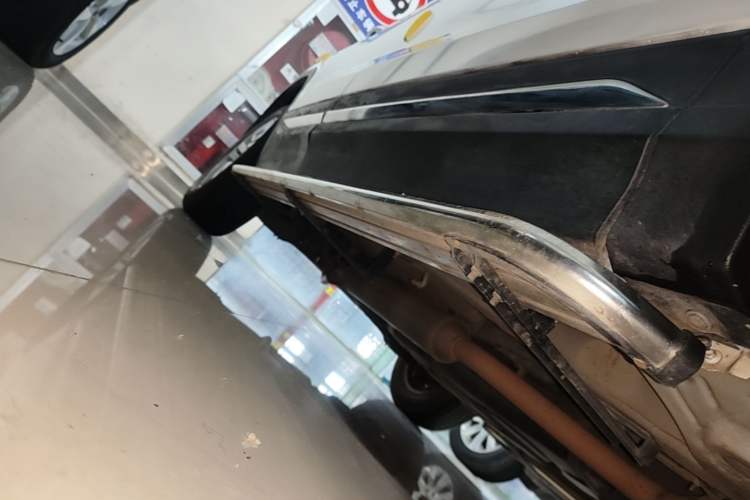 Used CHANGAN CS75 2017 Shangkui Edition 1.5T Manual Fengxiang Model Right Side Sill