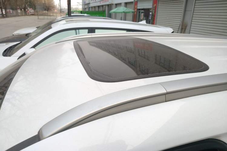 Used CHANGAN CS75 2017 Shangkui Edition 1.5T Automatic Fengyue Model Roof