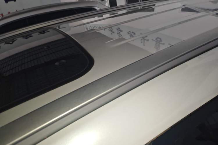 Used CHANGAN CS75 2017 Shangkui Edition 1.5T Manual Fengxiang Model Roof