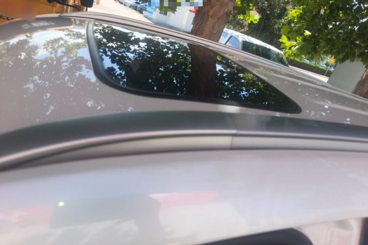 Used CHANGAN CS75 2017 Shangkui Edition 1.5T Automatic Fengyue Model Roof