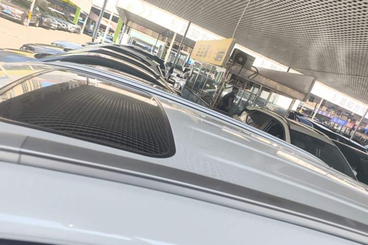 Used CHANGAN CS75 2017 Shangkui Edition 1.5T Automatic Fengyue Model Roof