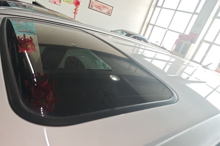 Used CHANGAN CS75 2017 Shangkui Edition 1.5T Manual Fengxiang Model Roof