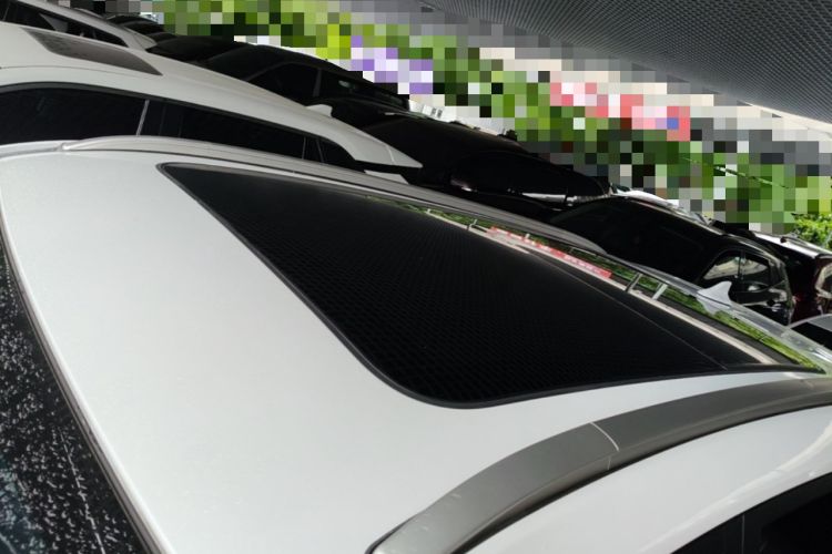 Used CHANGAN CS75 2017 Shangkui Edition 1.5T Automatic Fengxiang Model Roof