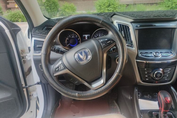 Used CHANGAN CS75 2017 Shangkui Edition 1.5T Automatic Fengyue Model Steering Wheel