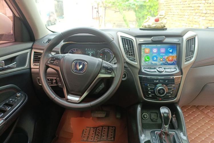 Used CHANGAN CS75 2017 Shangkui Edition 1.5T Automatic Fengxiang Model Steering Wheel
