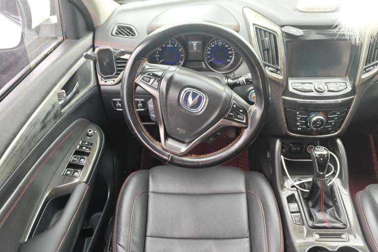 Used CHANGAN CS75 2017 Shangku Edition 1.5T Manual ZhiXiang Model Steering Wheel
