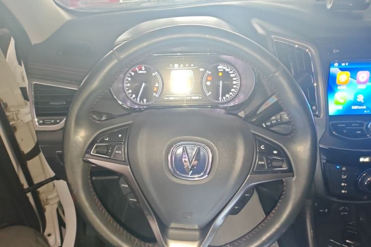 Used CHANGAN CS75 2017 Shangkui Edition 1.5T Manual Fengxiang Model Steering Wheel